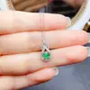 Venta al por mayor de fábrica Popular Colgante de Esmeralda Natural Plata S925 Incrustado Piedra Principal 5*5 Joyería de Lujo Venta Directa de Fábrica