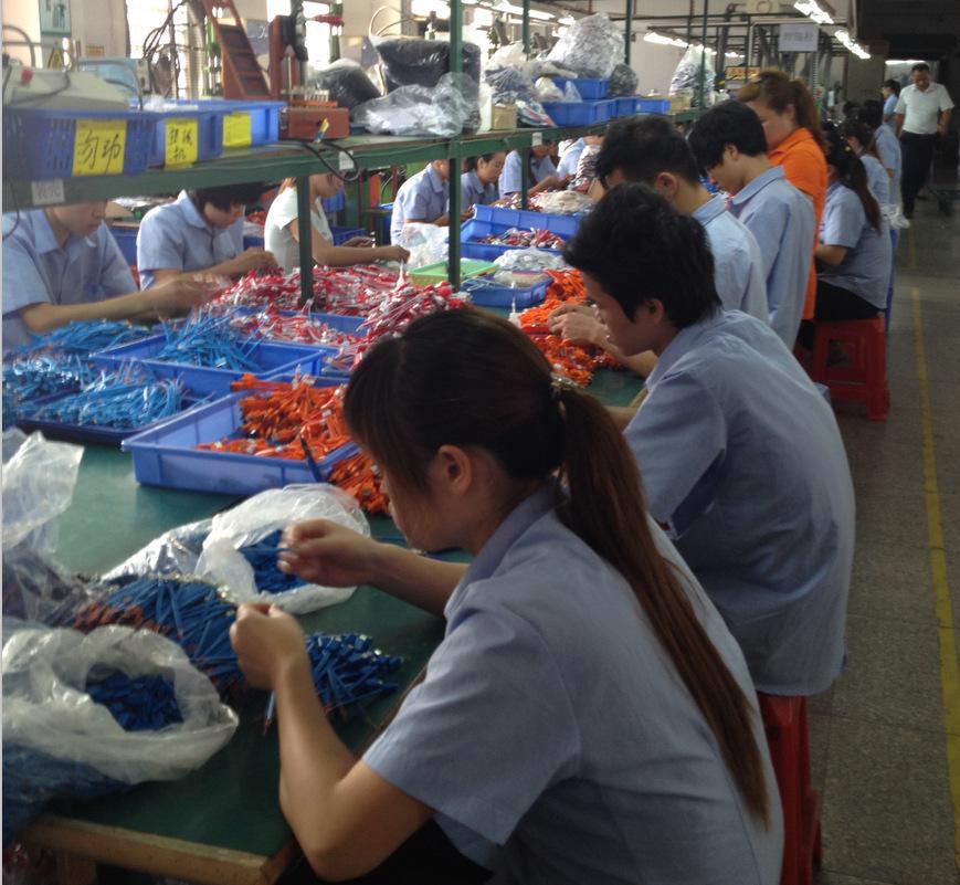 4109246100_792901726