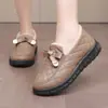 Sapatos de Algodão Femininos de Inverno Slip-On Estilo Velho Pequim Impermeáveis Sola Macia Antiderrapantes Versáteis Mocassins com Pelúcia Moda Confortáveis Botas de Algodão