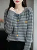Cárdigan de Terciopelo de Mapache con Calabaza, Decoración de Botones Colorida, Chaqueta Otoñal Relajante, Tejido de Punto Suave y Amigable con la Piel
