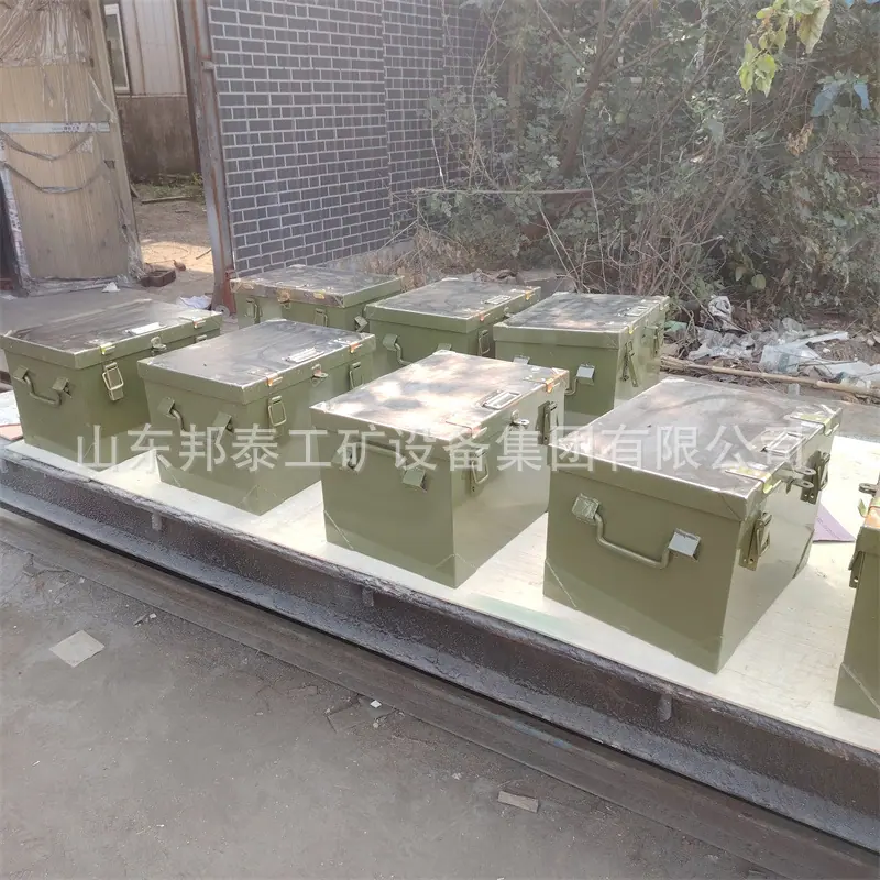 800尺寸防爆箱07.jpg