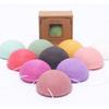 Um novo produto hemisfério konjac sabonete facial redondo estado seco sabonete facial konjac limpeza facial natural limpeza liofilizada facial