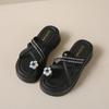 Chinelo Flor de Diamante Brilhante para Mulheres Tendência 2025 Verão Novo Retrô Slip-On Moda Strass com Saia Sandálias de Sola Grossa