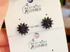 Pendientes de estilo coreano elegantes, ligeros, de lujo, de nicho, para uso diario, sencillos y elegantes, con gemas y flores brillantes que combinan con todo, para mujer.