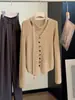 Elegante cárdigan de punto con cuello en V y manga larga de diseño fluido, suéter base ajustado para mujer, novedad otoño 2026