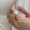 Anel de Prata Esterlina S925 com Fragmentos Suturados para Mulheres, Design Único, Estilo Ins, Sensação de Alto Padrão, Versão Larga para Dedo Indicador
