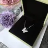 Collar de Mariposa de Diamantes Estilo Coreano Ins Moda para Mujer Combinación Perfecta Lujo Ligero Elegante Celebridad Social Cadena para Clavícula Accesorios para Novia