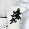 Aliexpress Venta al por mayor Blanco Bordado Abalorios Brillantes Flores Estéreo Par Vestido de Novia Calcomanías Decorativas Pegatinas de Tela DIY