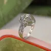 Anel Yilu Prata Jade Qingshui Prata Esterlina S925 Jade Natural Hetian Vintage Desgastado Borboleta Tulipa Cabochão