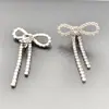 Pinzas para Oreja de Lazo Completamente Diamantadas de Gama Alta sin Perforación para Mujer, Pendientes de Clip con Borla Súper Brillantes de Lujo Ligero a la Moda, Venta Caliente Transfronteriza