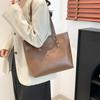 Bolsa Atraente Texturizada para Pendurar no Ombro Estilo Coreano Cor Contrastante Nova Primavera 2025 Bolsa Elegante Tote da Moda