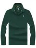 Camisa polo de manga larga de estilo business casual ligera para hombres jóvenes y de mediana edad, adecuada para primavera y otoño, hecha de algodón mercerizado transpirable con patrón de caballo bordado y un cuello mao.