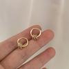 Aretes de botón geométricos cuadrados de aguja de plata con letra de lingote de oro, nicho simple para combinar con todo, nuevos aretes de alta gama al por mayor para mujer