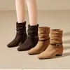Botines de Tacón Bajo Lade 2026 Botas para Mujer Hebilla Punta Fina Casual Botas Martin Tacón Apilado Gamuza Novedades Otoño/Invierno