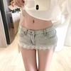Shorts de Mezclilla Americanos Retro Azul Claro con Encaje para Mujer Verano Sexy Cintura Baja Línea A Cubre Caderas Rectos Hot Pants