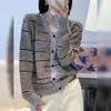 Cárdigan de punto retro a rayas con cuello en V y manga larga estilo coreano para mujer, nueva colección de otoño, de alta gama, corte holgado, suéter abrigo adelgazante