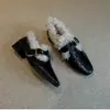 Mocasines mullidos estilo británico con forro de polar para mujer, nueva colección otoño/invierno 2026, con detalles de hebilla, planos de punta fina, cálidos y acogedores