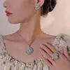Outono e Inverno Novo Joia Huabi Base de Cobre Banhado a Ouro Corte Rosa Diamante Branco Elegante Acessível Conjunto de Luxo para Mulheres 14-10mm