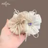Pinza de garra con cinta floral de pedrería color beige suave para mujer 2026, accesorio para el cabello tipo pinza de tiburón para recogido en la parte trasera de la cabeza de niña