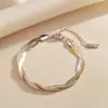 Pulsera Nueva de Moda de Acero de Titanio para Viajeros para Mujer, Joyería de Mano de Lujo Ligero, Pulseras Coreanas de Alta Gama para Parejas, Colección de Pulseras para Mujer
