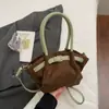 Bolsos de Gamuza de Nicho Súper Populares para Otoño e Invierno para Mujer 2025 Nuevo Bolso Cruzado Versátil Bolso de Mano de Moda Bolso Tote Pequeño