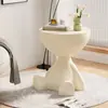 Mesa de centro pequeña de estilo crema, moderna y creativa, con un diseño único, mesa auxiliar de tablero plano para espacios pequeños, mesa auxiliar ultraestrecha para sofá, mesita de noche