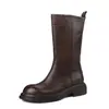 Botas de Couro Bovino de Primeira Camada para Mulheres, Novas Botas Martin de Couro Genuíno para Outono e Inverno, Bico Redondo, Liso, Salto Médio, Estilo Britânico, Bico Redondo