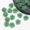 20 piezas 14 * 15 mm esmalte checo pequeña hoja de arce horquilla estilo antiguo material flor de jade