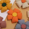 Broche de bordado de flor quadrada de cinco pétalas Corda de cabelo fofa japonesa Acessórios de cabelo Pingente DIY Joias pequenas da Coreia do Sul Venda por atacado
