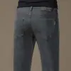 Calça jeans branca de alta qualidade italiana para homens, nova tendência outono/inverno 2026, corte reto slim fit, calça casual