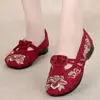 Zapatos de Tela Nuevos de Primavera Bai Zhenhe Estilo Antiguo de Pekín para Mujer, Casuales para Madres, Antideslizantes, Suela Suave, Slip-on Planos Bordados