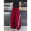 Calça casual listrada vermelha retrô americana para homens, calça de moletom esportiva da moda da alta rua da primavera, calça reta de perna larga
