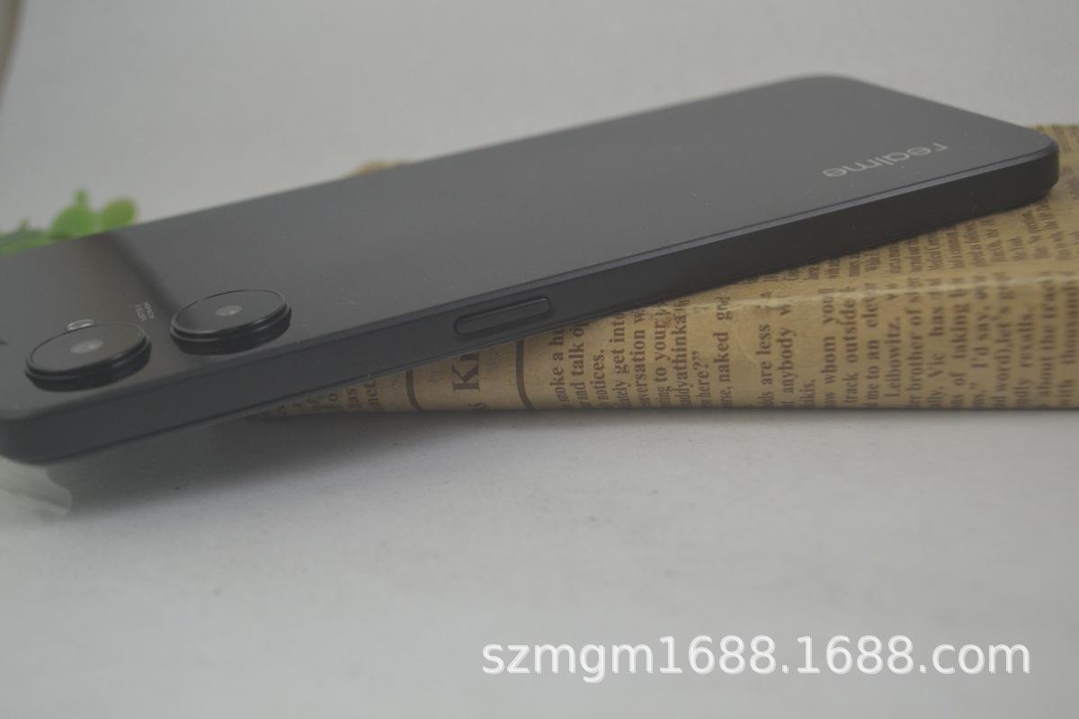 真我V20原1 (8).jpg