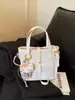 Bolso de Axila Elegante y de Alta Gama Estilo Coreano para Mujer 2026 Nueva Moda Bolso de Hombro para Viajar Diseño de Nicho Nuevo