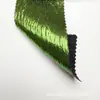 Tela satinada plisada con estampado de lámina dorada en toda la superficie, lavada para ser suave y brillante, arrugada para ropa deportiva de moda y vestuario escénico