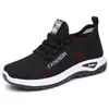 Zapatos cruzados nuevos de primavera para mujer, de suela blanda, cómodos, casuales, zapatillas de punto volador de corte bajo, cómodas y a la moda