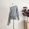 Suéter de punto para mujer de manga larga, corte ajustado, cintura alta, con hombro asimétrico, nuevo diseño de estilo holgado y casual, para primavera y otoño 2025