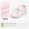 Tênis Esportivo Infantil Snuffy 2026 Inverno Novos Sapatos de Princesa para Bebê Sapatos de Algodão Quente com Pelúcia Sola Macia Sapatos de Solado
