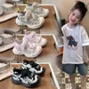 Nuevas Sandalias Deportivas de Verano 2026 Malla Transpirable para Correr Niñas Zapatos Casuales Ligeros para Niños Zapatos de Suela de Neumático