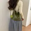 Nova bolsa feminina popular e moderna para o outono 2026, bolsa transversal, bolsa de ombro tipo balde, vintage, grande capacidade, fashion