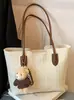 2025 Bolso Nuevo de Invierno Gran Capacidad Estilo Retro para Mujer Bolso de Mano Tejido Versátil para Clase Viajes Bolso de Hombro