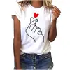 Camiseta Estampada de Cuello Redondo con Patrón de Plumas para Mujer, Colección Primavera/Verano 2025, con Estampado de Mariposa y Corazón, Atrapasueños
