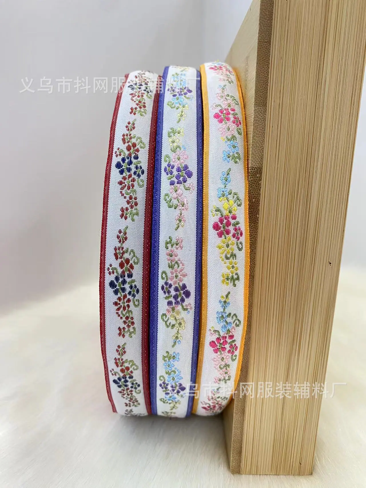 2cm提花刺绣织带