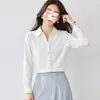 Camisa de Cetim Feminina Primavera e Outono 2026, Manga Longa Solta, Elegante, Textura Vertical, Botão Metálico, Blusa de Chiffon Elegante Emagrecedora