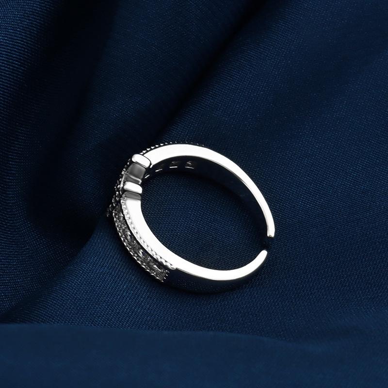 8e765a46a778ff0ca993333357fff3