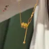 Loja de Ouro Mesmo Estilo Sand Dourado Escama de Dragão Cintura Fina Franja Colar para Mulheres, Exquisito Brilho Fino Versátil de Alta Qualidade Corrente para Clavícula