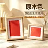Novo Estilo Chinês Moldura de Madeira para Foto Display de Mesa Moldura para Montagem de Caligrafia Múltiplas Especificações Moldura de Mesa com Fundo Vermelho Festivo e Salpicos Dourados