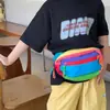 Bolso bandolera ligero para bebé, riñonera de diseño nicho dopamina para niños y niñas, riñonera infantil color block elegante, moderna