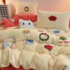 Invierno Espesado Toalla Bordada Terciopelo de Leche Juego de Cuatro Piezas Sábanas Funda Nórdica Más Ropa de Cama Juego de Tres Piezas Dormitorio Estudiantil 4