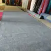 Alfombra Ignífuga Desechable Grado B1 Gris Rojo Blanco Alfombra Ignífuga Pasillo de Sala de Exposiciones Alfombra para Suelo de Eventos